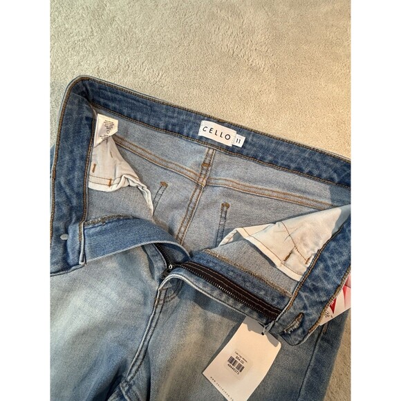 Cello Women Size 11 Denim Jeans High Rise Flare Wide Leg Distressed Holes NWT - Picture 10 of 12
